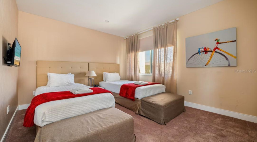 KISSIMMEE, Florida 34747, 4 Bedrooms Bedrooms, ,4 BathroomsBathrooms,Residential,For Sale,BRASILIA,0,MFRO6360687