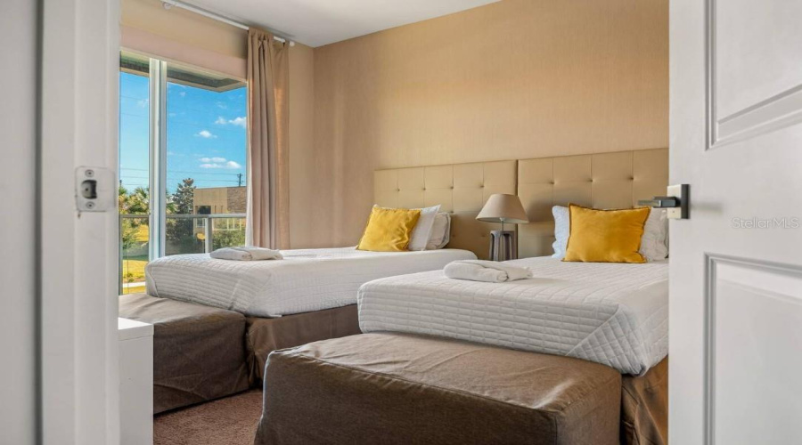 KISSIMMEE, Florida 34747, 4 Bedrooms Bedrooms, ,4 BathroomsBathrooms,Residential,For Sale,BRASILIA,0,MFRO6360687