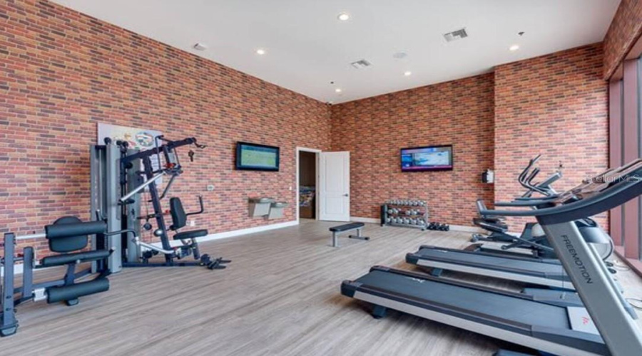 KISSIMMEE, Florida 34747, 4 Bedrooms Bedrooms, ,4 BathroomsBathrooms,Residential,For Sale,BRASILIA,0,MFRO6360687