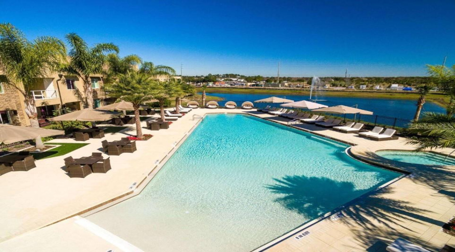 KISSIMMEE, Florida 34747, 4 Bedrooms Bedrooms, ,4 BathroomsBathrooms,Residential,For Sale,BRASILIA,0,MFRO6360687