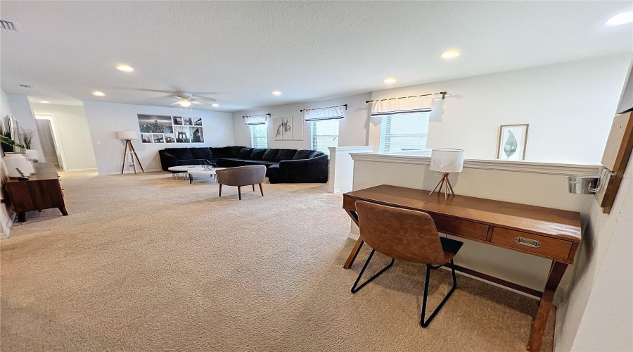 KISSIMMEE, Florida 34747, 6 Bedrooms Bedrooms, ,4 BathroomsBathrooms,Residential,For Sale,NICE,0,MFRS5138553