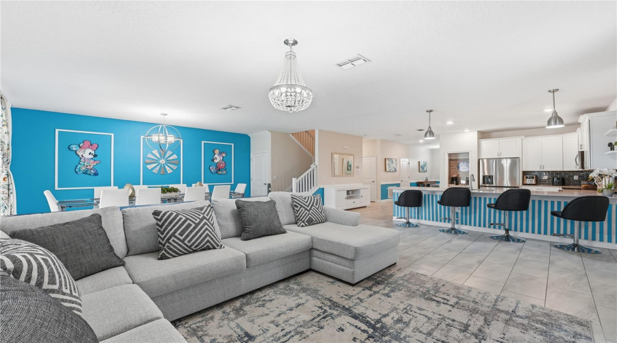 DAVENPORT, Florida 33896, 8 Bedrooms Bedrooms, ,5 BathroomsBathrooms,Residential,For Sale,SANDBAGGER,0,MFRO6357127