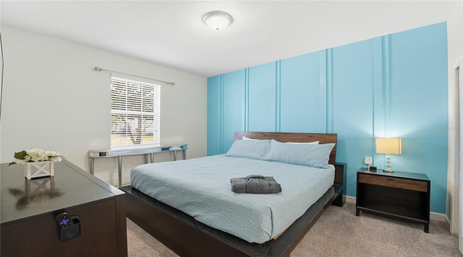 DAVENPORT, Florida 33896, 8 Bedrooms Bedrooms, ,5 BathroomsBathrooms,Residential,For Sale,SANDBAGGER,0,MFRO6357127