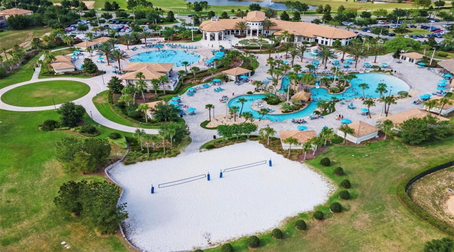 DAVENPORT, Florida 33896, 8 Bedrooms Bedrooms, ,5 BathroomsBathrooms,Residential,For Sale,SANDBAGGER,0,MFRO6357127