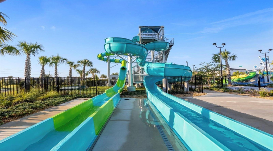 DAVENPORT, Florida 33896, 8 Bedrooms Bedrooms, ,5 BathroomsBathrooms,Residential,For Sale,SANDBAGGER,0,MFRO6357127