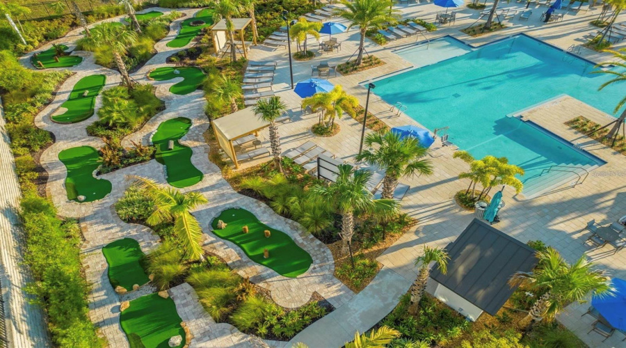 DAVENPORT, Florida 33896, 8 Bedrooms Bedrooms, ,5 BathroomsBathrooms,Residential,For Sale,SANDBAGGER,0,MFRO6357127