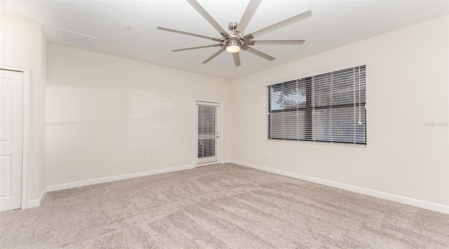 DAVENPORT, Florida 33896, 2 Bedrooms Bedrooms, ,2 BathroomsBathrooms,Residential,For Sale,AZALEA SANDS,0,MFRTB8447620