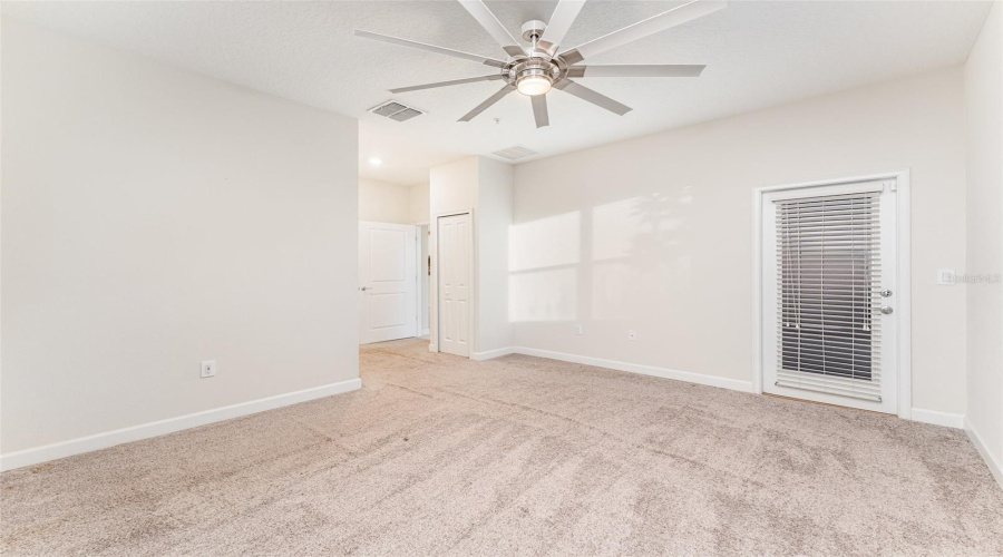 DAVENPORT, Florida 33896, 2 Bedrooms Bedrooms, ,2 BathroomsBathrooms,Residential,For Sale,AZALEA SANDS,0,MFRTB8447620