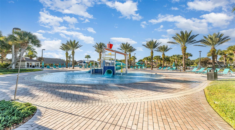 DAVENPORT, Florida 33896, 2 Bedrooms Bedrooms, ,2 BathroomsBathrooms,Residential,For Sale,AZALEA SANDS,0,MFRTB8447620