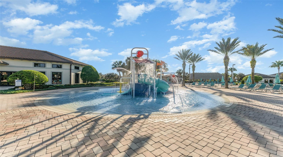 DAVENPORT, Florida 33896, 2 Bedrooms Bedrooms, ,2 BathroomsBathrooms,Residential,For Sale,AZALEA SANDS,0,MFRTB8447620