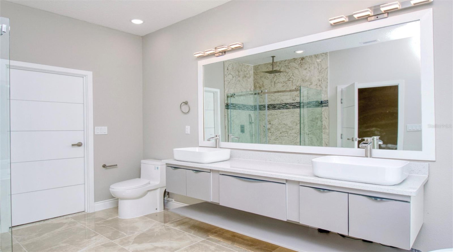 DAVENPORT, Florida 33837, 4 Bedrooms Bedrooms, ,3 BathroomsBathrooms,Residential,For Sale,BRENTWOOD,0,MFRTB8445059