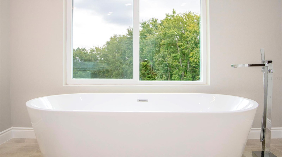 DAVENPORT, Florida 33837, 4 Bedrooms Bedrooms, ,3 BathroomsBathrooms,Residential,For Sale,BRENTWOOD,0,MFRTB8445059