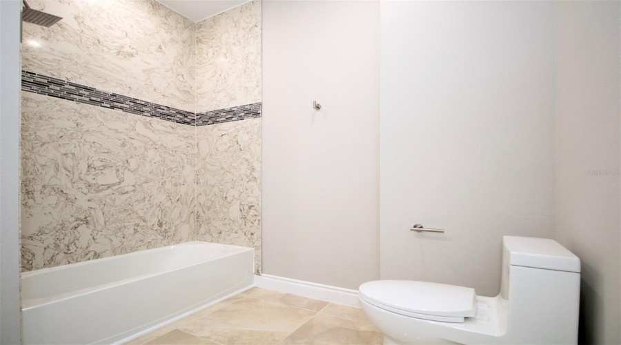 DAVENPORT, Florida 33837, 4 Bedrooms Bedrooms, ,3 BathroomsBathrooms,Residential,For Sale,BRENTWOOD,0,MFRTB8445059