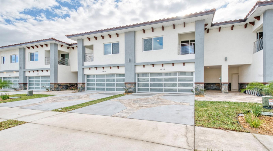 DAVENPORT, Florida 33837, 4 Bedrooms Bedrooms, ,3 BathroomsBathrooms,Residential,For Sale,BRENTWOOD,0,MFRTB8445059