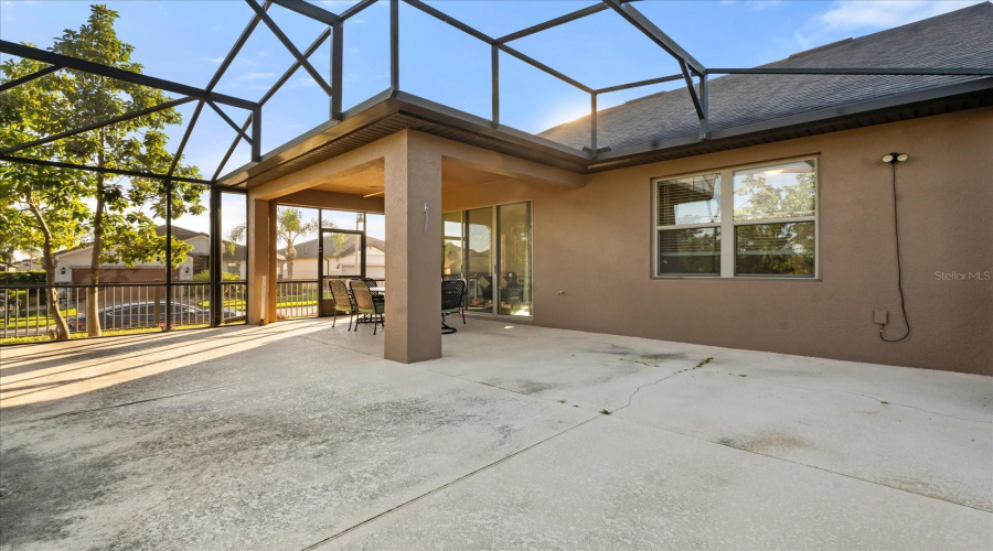 DAVENPORT, Florida 33837, 2 Bedrooms Bedrooms, ,2 BathroomsBathrooms,Residential,For Sale,PAMPLONA,0,MFRO6358701