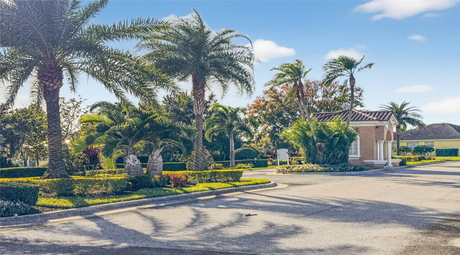 DAVENPORT, Florida 33897, 4 Bedrooms Bedrooms, ,3 BathroomsBathrooms,Residential,For Sale,CALABAY PARC,0,MFRS5138402