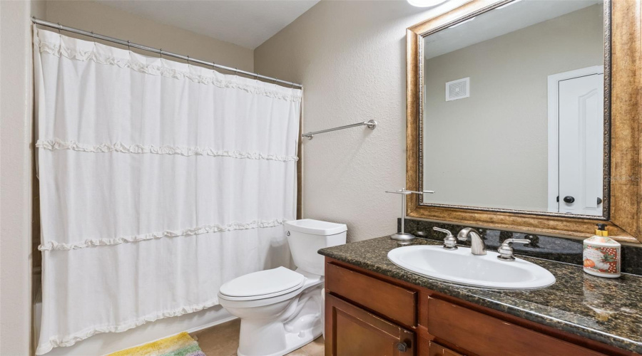 DAVENPORT, Florida 33897, 4 Bedrooms Bedrooms, ,3 BathroomsBathrooms,Residential,For Sale,CHARO,0,MFRS5138554