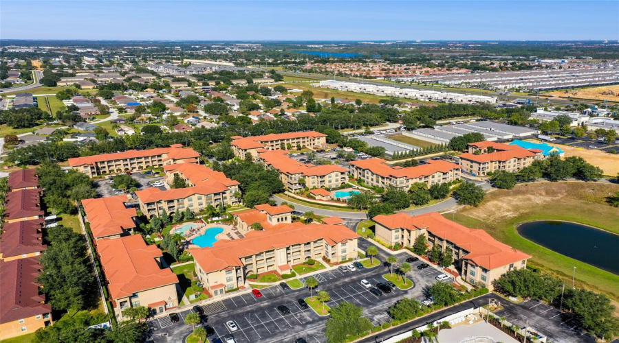 DAVENPORT, Florida 33897, 4 Bedrooms Bedrooms, ,3 BathroomsBathrooms,Residential,For Sale,CHARO,0,MFRS5138554