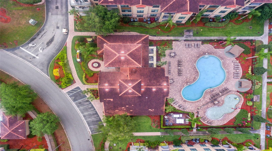 DAVENPORT, Florida 33897, 4 Bedrooms Bedrooms, ,3 BathroomsBathrooms,Residential,For Sale,CHARO,0,MFRS5138554