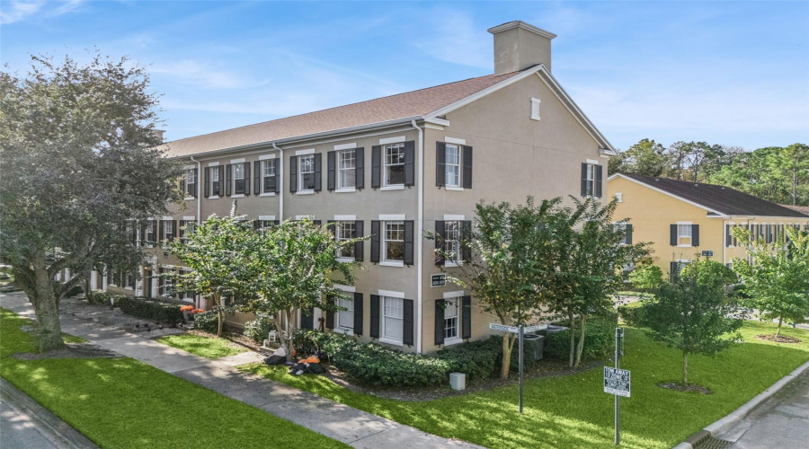 CELEBRATION, Florida 34747, 3 Bedrooms Bedrooms, ,2 BathroomsBathrooms,Residential,For Sale,WATERSIDE,0,MFRO6356564
