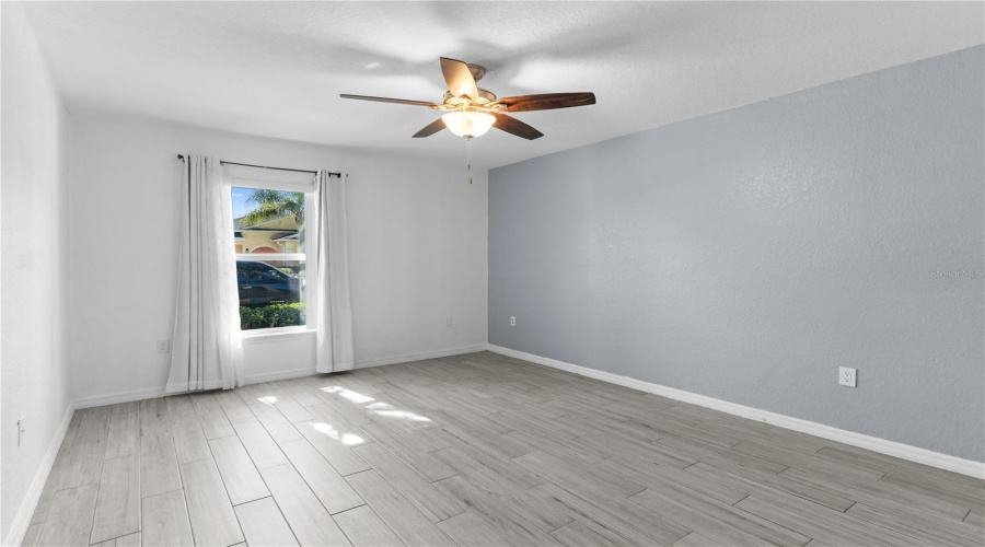 DAVENPORT, Florida 33896, 3 Bedrooms Bedrooms, ,3 BathroomsBathrooms,Residential,For Sale,RESERVE,0,MFRS5138497