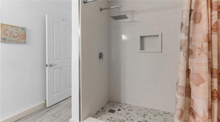 DAVENPORT, Florida 33896, 3 Bedrooms Bedrooms, ,3 BathroomsBathrooms,Residential,For Sale,RESERVE,0,MFRS5138497