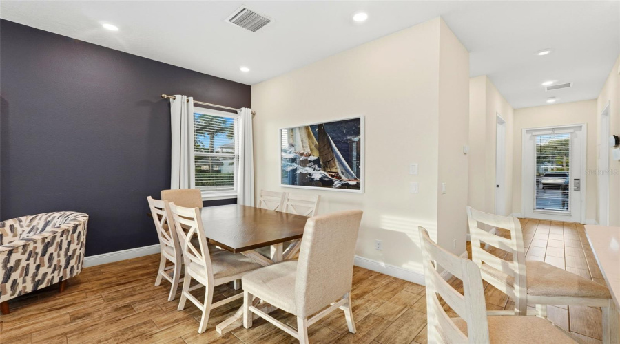 KISSIMMEE, Florida 34747, 5 Bedrooms Bedrooms, ,5 BathroomsBathrooms,Residential,For Sale,KNEE DEEP,0,MFRO6360849