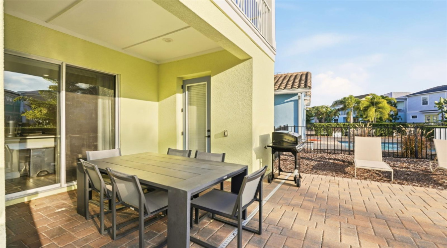 KISSIMMEE, Florida 34747, 5 Bedrooms Bedrooms, ,5 BathroomsBathrooms,Residential,For Sale,KNEE DEEP,0,MFRO6360849