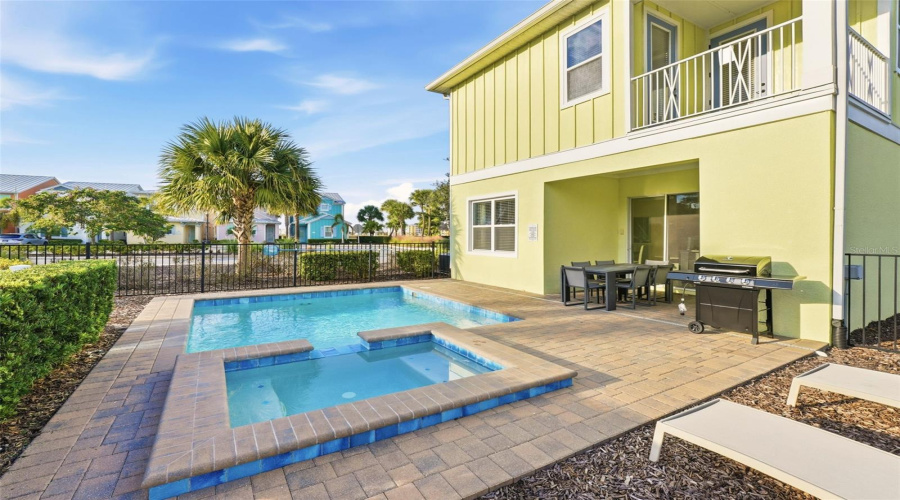 KISSIMMEE, Florida 34747, 5 Bedrooms Bedrooms, ,5 BathroomsBathrooms,Residential,For Sale,KNEE DEEP,0,MFRO6360849