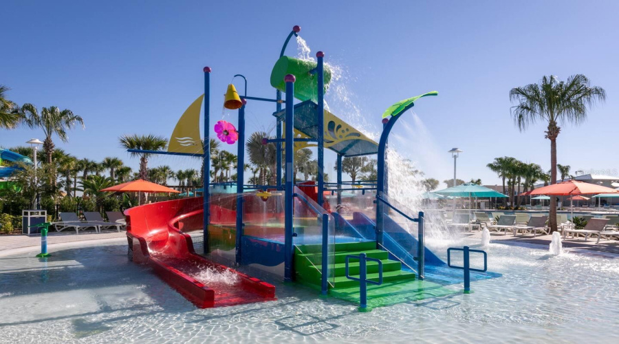 DAVENPORT, Florida 33897, 7 Bedrooms Bedrooms, ,5 BathroomsBathrooms,Residential,For Sale,KONA,0,MFRO6264499