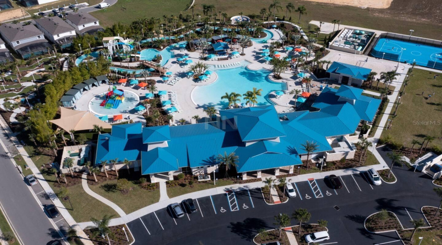 DAVENPORT, Florida 33897, 7 Bedrooms Bedrooms, ,5 BathroomsBathrooms,Residential,For Sale,KONA,0,MFRO6264499