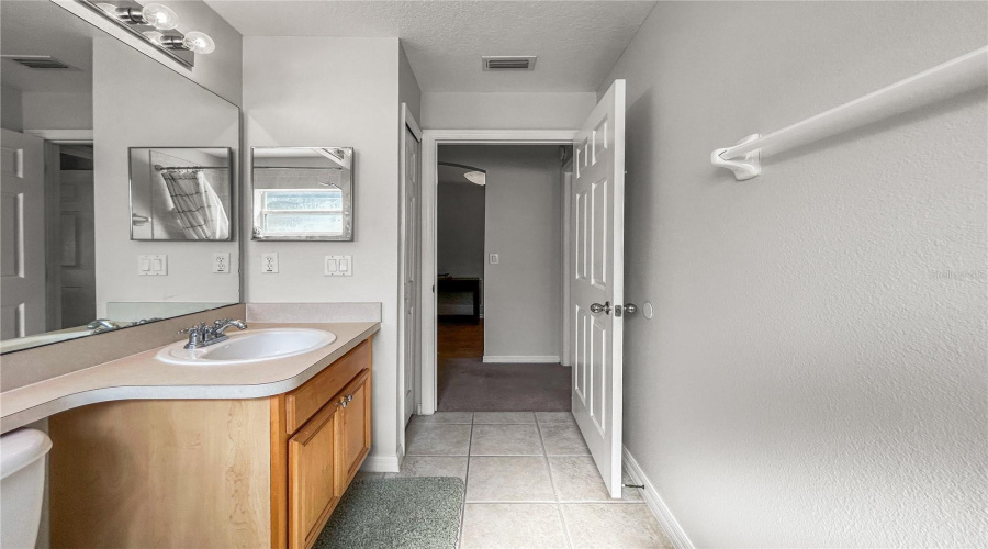 DAVENPORT, Florida 33896, 4 Bedrooms Bedrooms, ,3 BathroomsBathrooms,Residential,For Sale,HENLEY,0,MFRO6360881