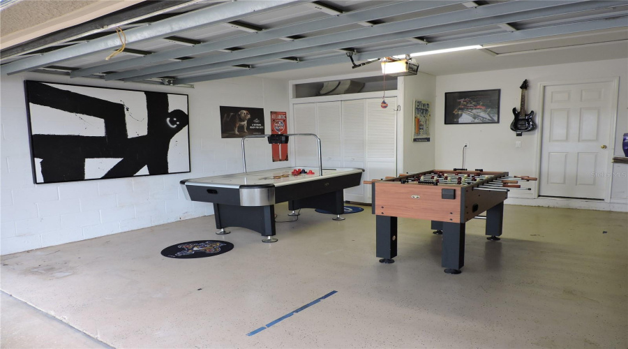 DAVENPORT, Florida 33896, 4 Bedrooms Bedrooms, ,3 BathroomsBathrooms,Residential,For Sale,HENLEY,0,MFRO6360881