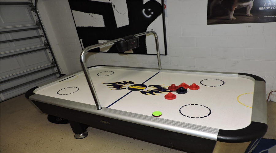 DAVENPORT, Florida 33896, 4 Bedrooms Bedrooms, ,3 BathroomsBathrooms,Residential,For Sale,HENLEY,0,MFRO6360881