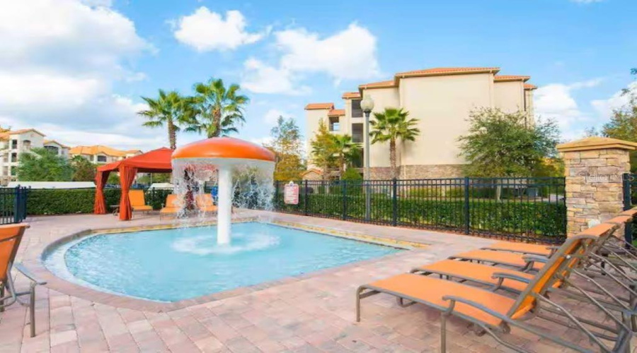 DAVENPORT, Florida 33896, 2 Bedrooms Bedrooms, ,2 BathroomsBathrooms,Residential,For Sale,TUSCANY,0,MFRTB8446555