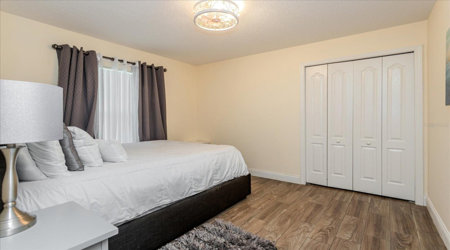 DAVENPORT, Florida 33897, 4 Bedrooms Bedrooms, ,3 BathroomsBathrooms,Residential,For Sale,BARBERA DR,0,MFRO6360957