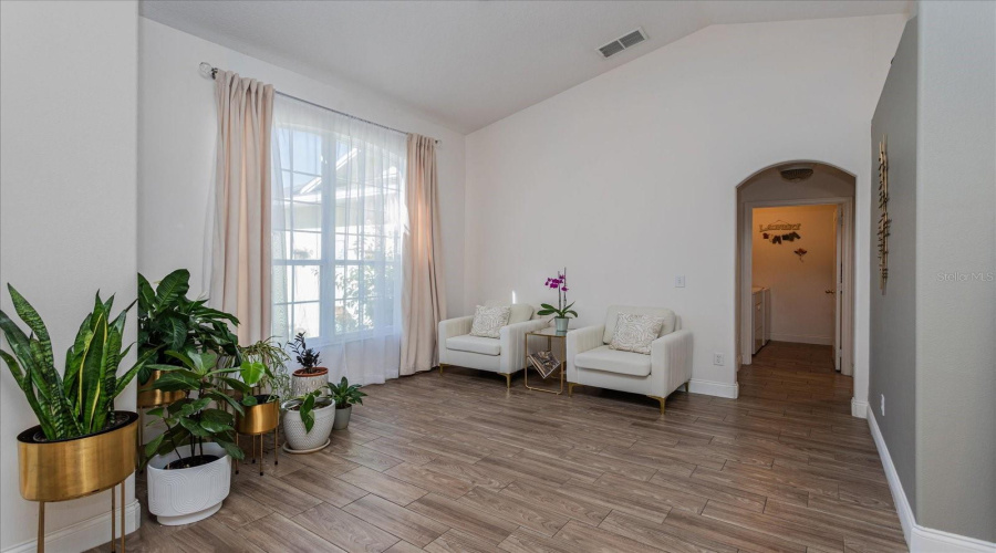 DAVENPORT, Florida 33897, 4 Bedrooms Bedrooms, ,3 BathroomsBathrooms,Residential,For Sale,BARBERA DR,0,MFRO6360957