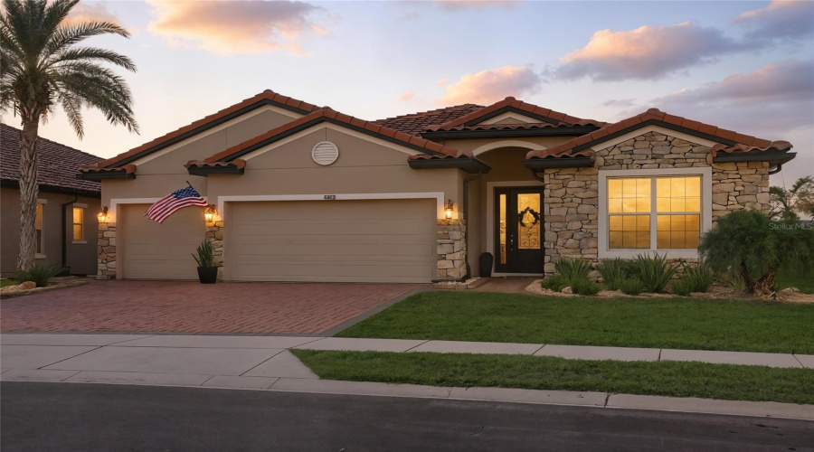 DAVENPORT, Florida 33837, 4 Bedrooms Bedrooms, ,3 BathroomsBathrooms,Residential,For Sale,NINA,0,MFRS5138605