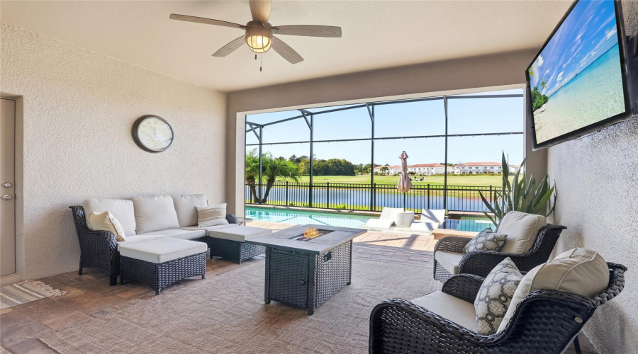 Lanai with Electric screen