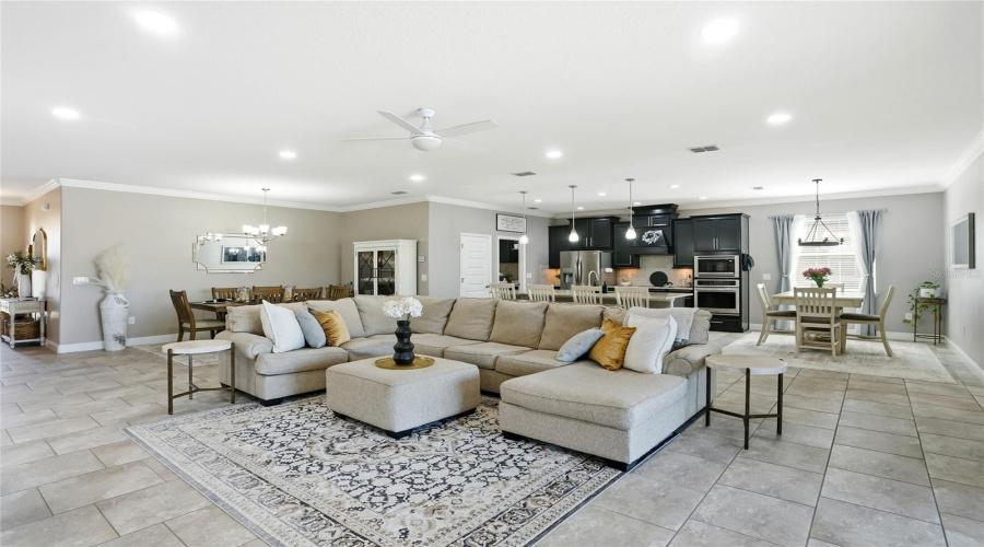 DAVENPORT, Florida 33837, 4 Bedrooms Bedrooms, ,3 BathroomsBathrooms,Residential,For Sale,NINA,0,MFRS5138605