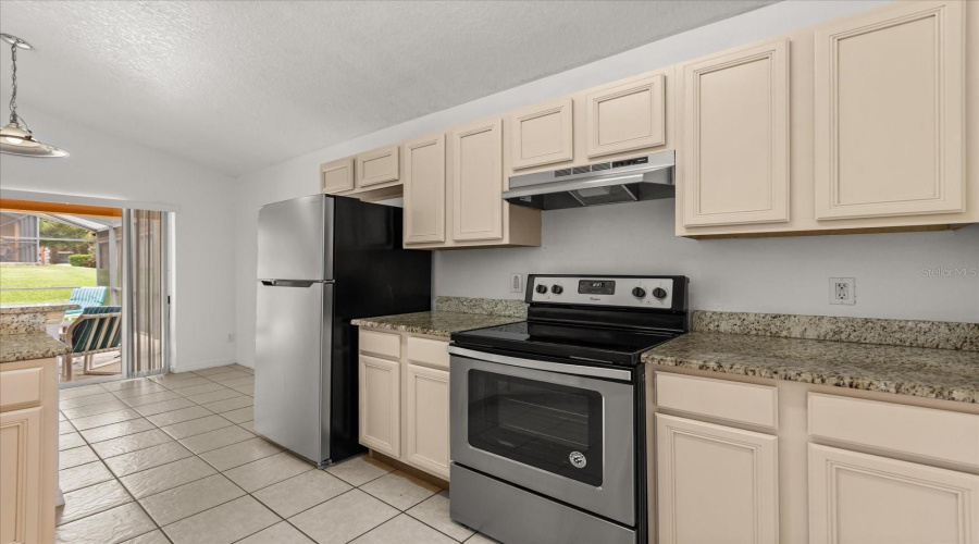 DAVENPORT, Florida 33897, 5 Bedrooms Bedrooms, ,3 BathroomsBathrooms,Residential,For Sale,HYPOLITA,0,MFRG5099749