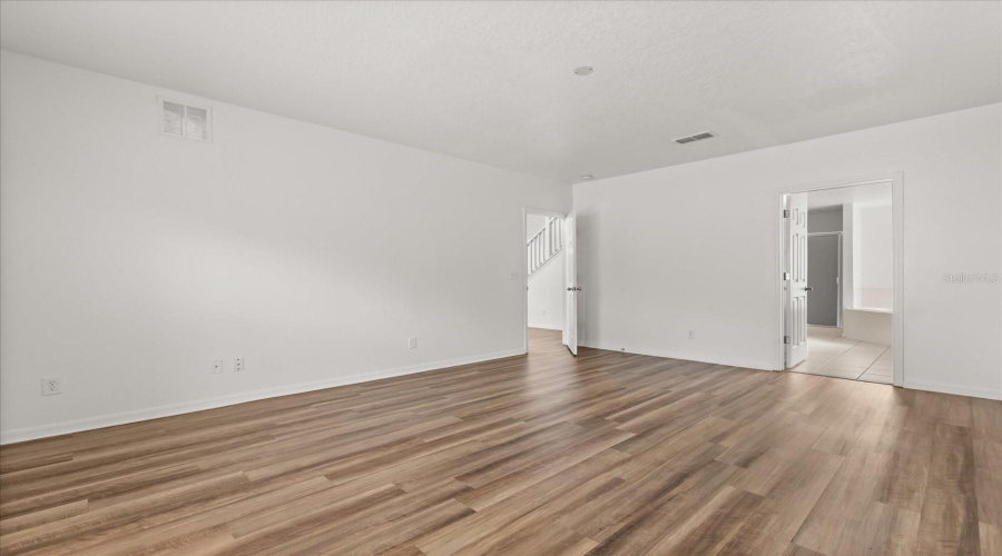 DAVENPORT, Florida 33897, 5 Bedrooms Bedrooms, ,3 BathroomsBathrooms,Residential,For Sale,HYPOLITA,0,MFRG5099749