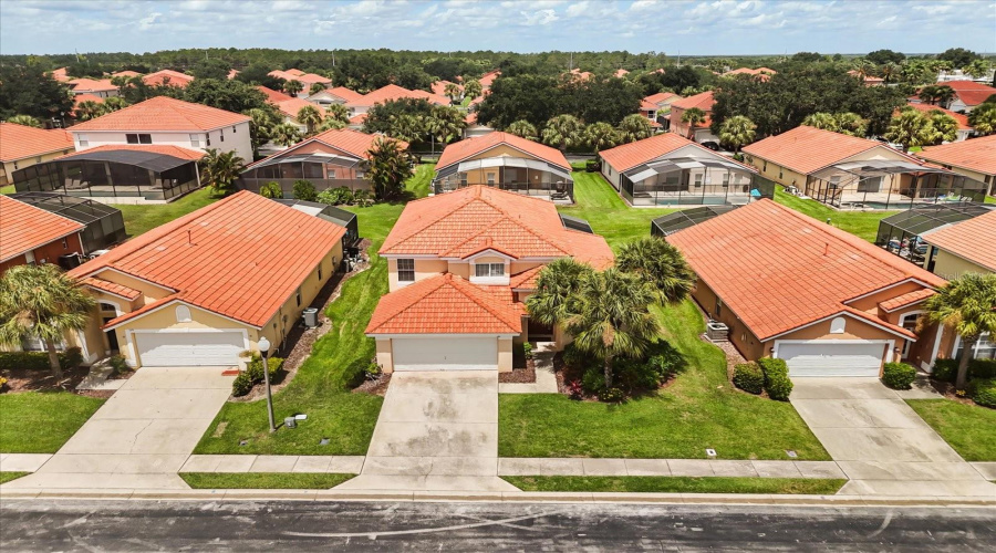 DAVENPORT, Florida 33897, 5 Bedrooms Bedrooms, ,3 BathroomsBathrooms,Residential,For Sale,HYPOLITA,0,MFRG5099749