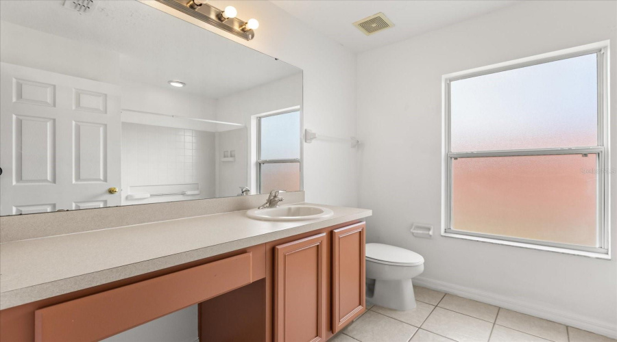 DAVENPORT, Florida 33897, 5 Bedrooms Bedrooms, ,3 BathroomsBathrooms,Residential,For Sale,HYPOLITA,0,MFRG5099749