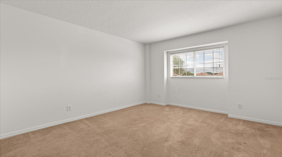 DAVENPORT, Florida 33897, 5 Bedrooms Bedrooms, ,3 BathroomsBathrooms,Residential,For Sale,HYPOLITA,0,MFRG5099749