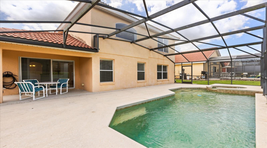 DAVENPORT, Florida 33897, 5 Bedrooms Bedrooms, ,3 BathroomsBathrooms,Residential,For Sale,HYPOLITA,0,MFRG5099749