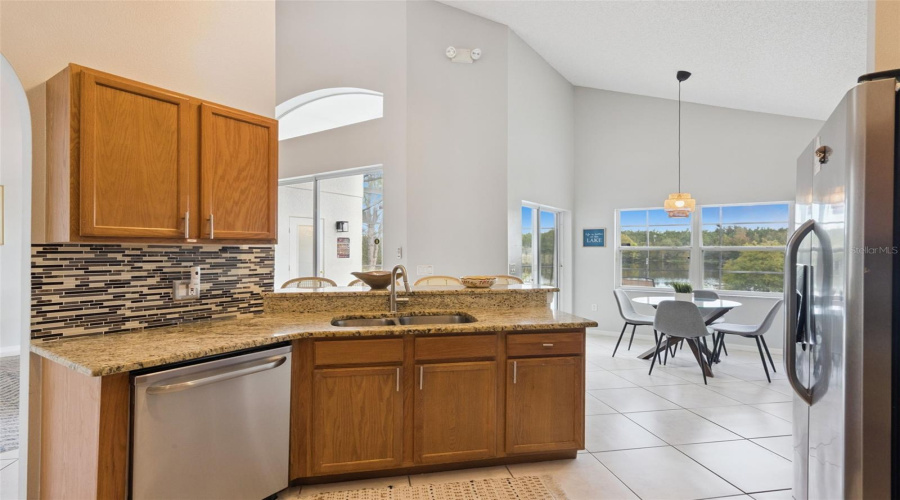 KISSIMMEE, Florida 34747, 6 Bedrooms Bedrooms, ,4 BathroomsBathrooms,Residential,For Sale,BLOOMING ALAMANDA,0,MFRS5136858