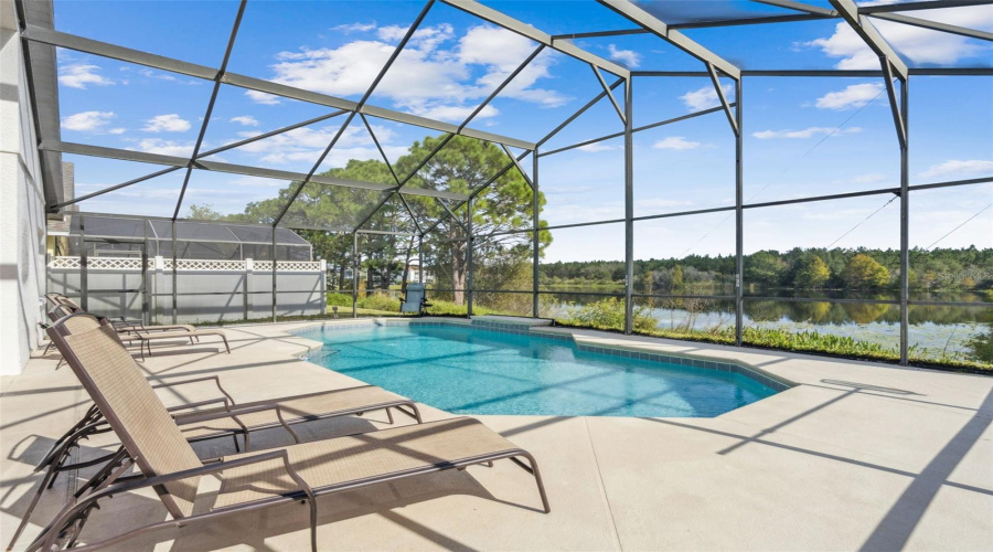 KISSIMMEE, Florida 34747, 6 Bedrooms Bedrooms, ,4 BathroomsBathrooms,Residential,For Sale,BLOOMING ALAMANDA,0,MFRS5136858