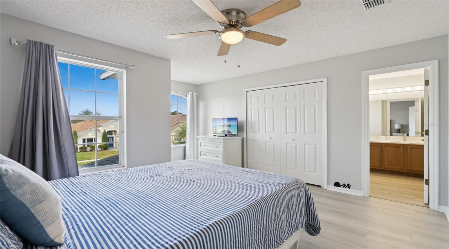 KISSIMMEE, Florida 34747, 6 Bedrooms Bedrooms, ,4 BathroomsBathrooms,Residential,For Sale,BLOOMING ALAMANDA,0,MFRS5136858