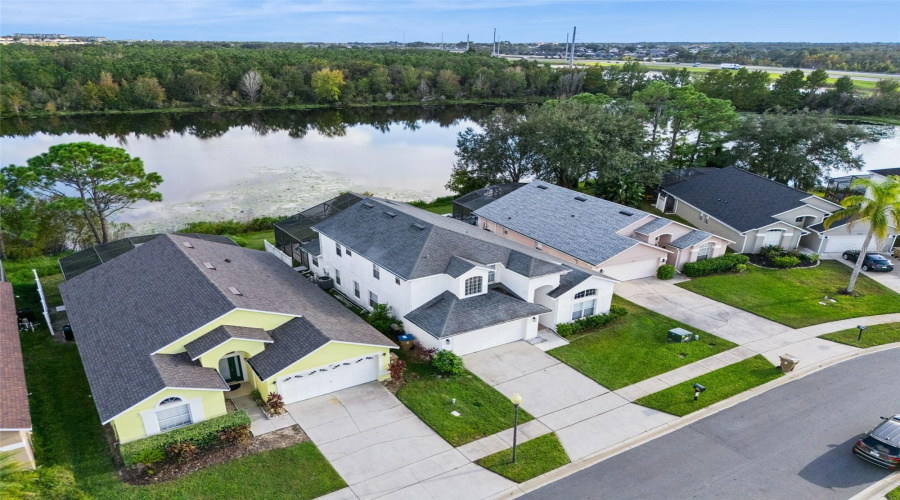 KISSIMMEE, Florida 34747, 6 Bedrooms Bedrooms, ,4 BathroomsBathrooms,Residential,For Sale,BLOOMING ALAMANDA,0,MFRS5136858